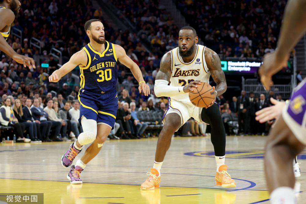 这位年轻的 这位年轻的