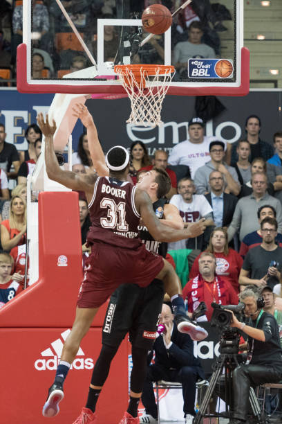 并时常处于 并时常处于