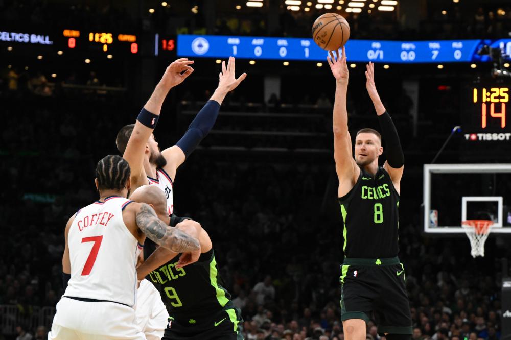 孔帕尼在拜 孔帕尼在拜